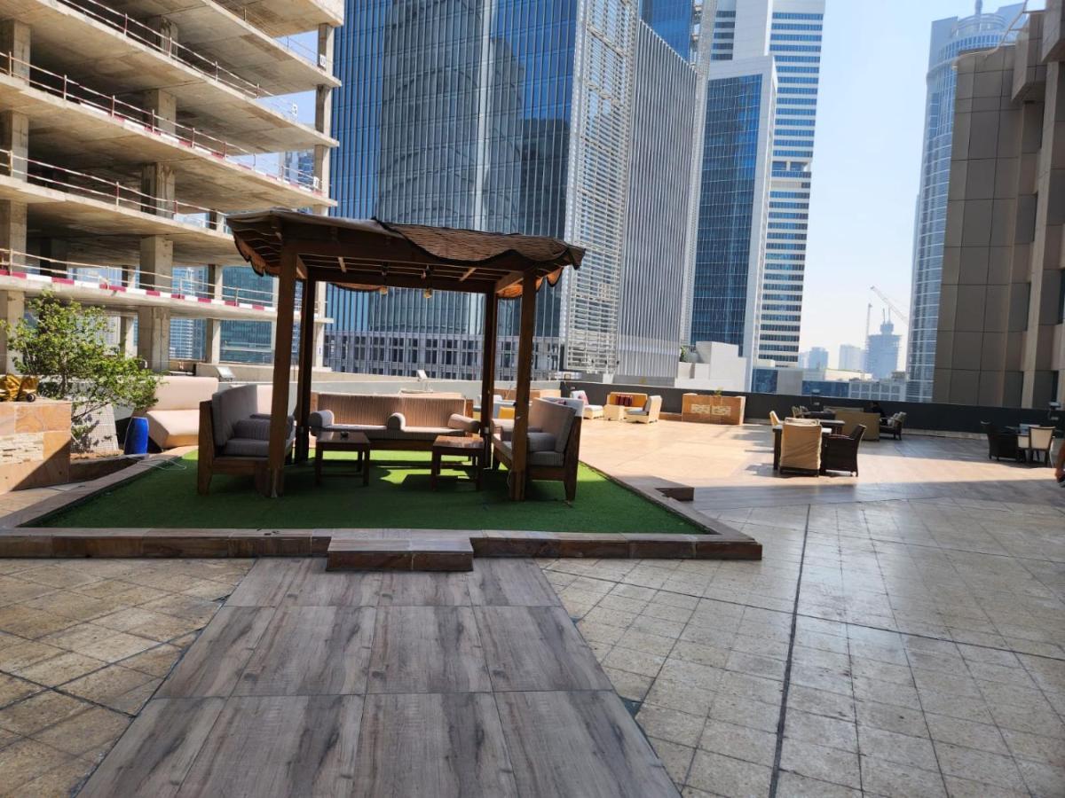 Furnished Studio Apartment Near Business Bay Metro Station Dubai Exterior foto