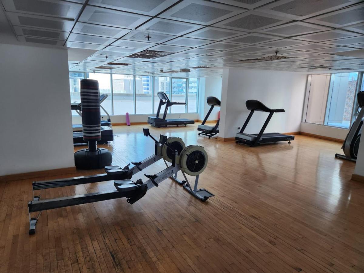 Furnished Studio Apartment Near Business Bay Metro Station Dubai Exterior foto