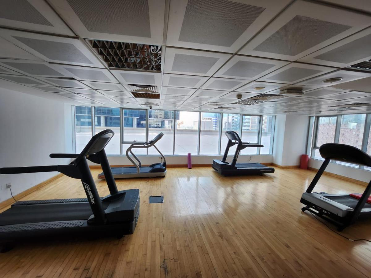 Furnished Studio Apartment Near Business Bay Metro Station Dubai Exterior foto